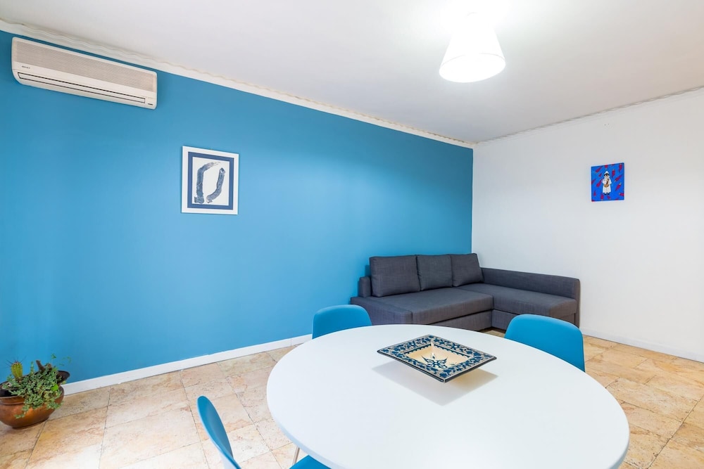 Crispi 36 - Cozy Flat and Terrace by Napoliapartments