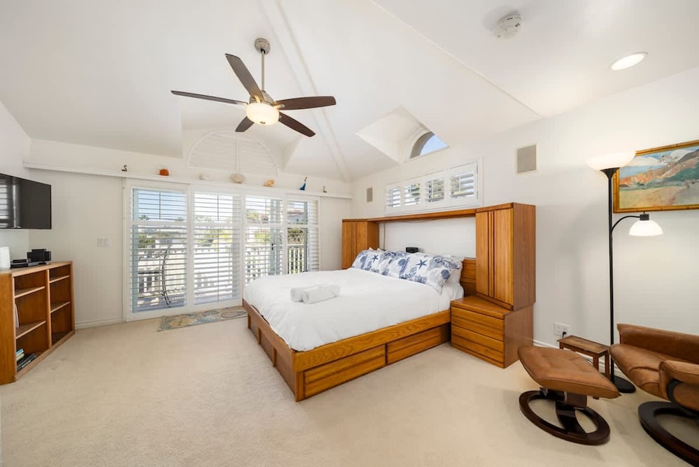 Hot Tub Ocean Views 3 Bedroom Private Home