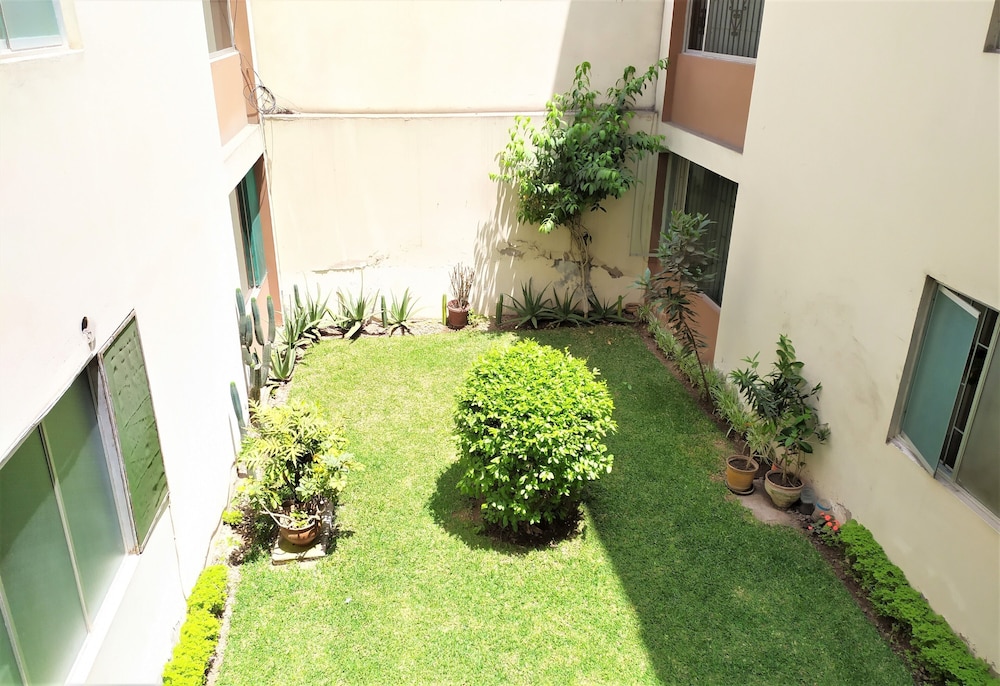 Eral Apartments Country Club view 2