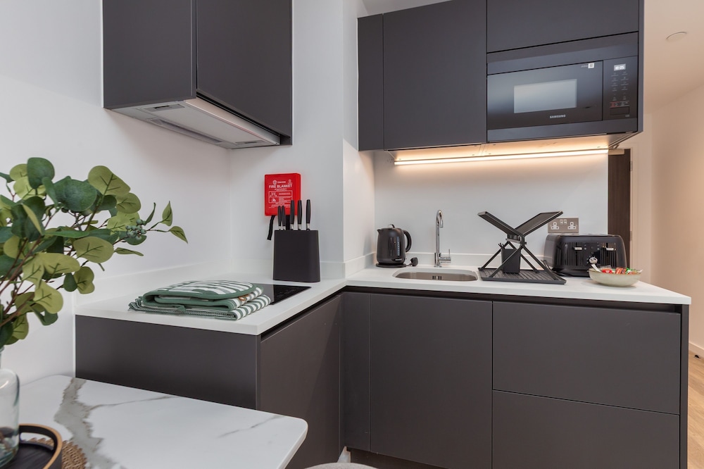 Chic New Cross Studio