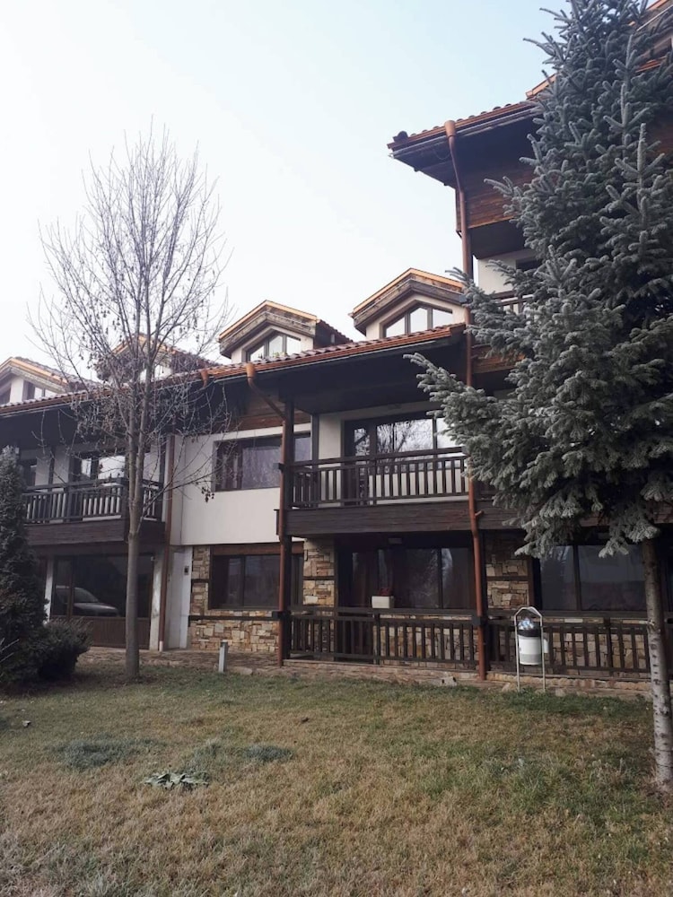 Relax in Banya's Hidden Gem - Igzila Appartment
