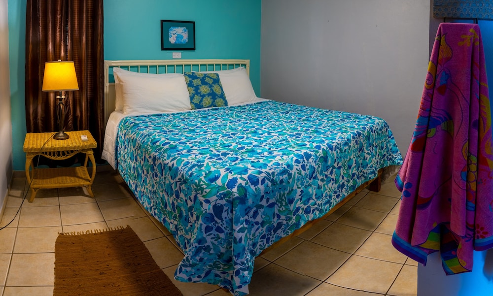 Sunset Paradise Villas view 4