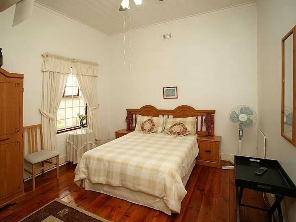 District Six Guesthouse