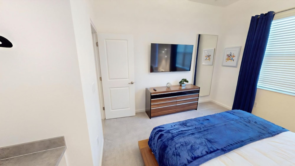 8 Bedroom Themed Rooms Huge Games Room Pool Spa