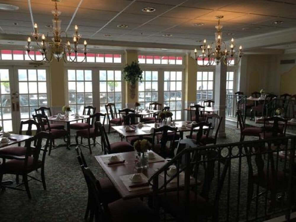 French Quarter Inn
