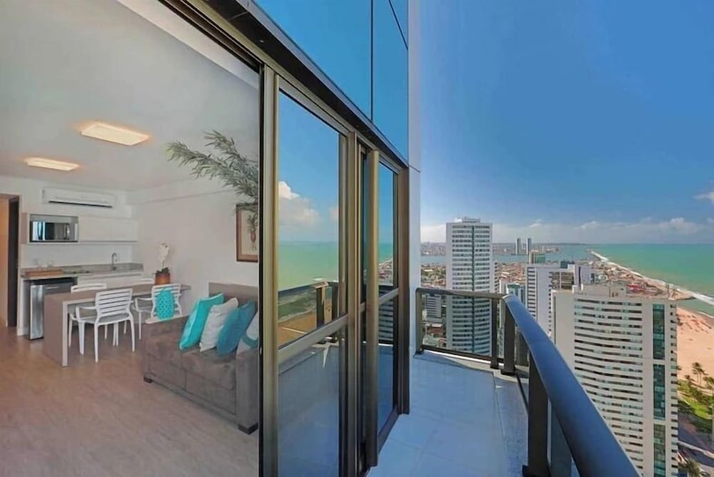 HY Beach Flats