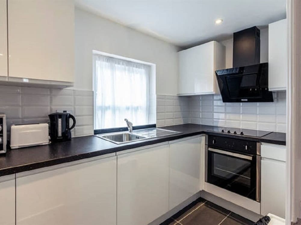 Capital Host Baker Street