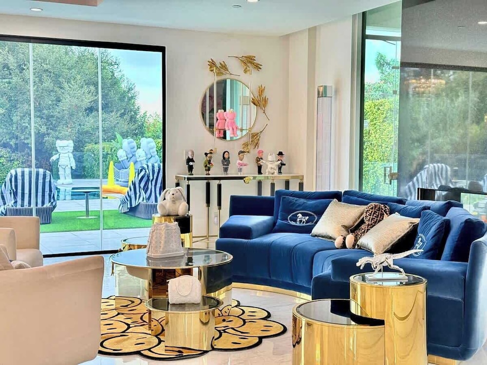 @ Marbella Lane - Enchanted Garden & Pool Hideaway