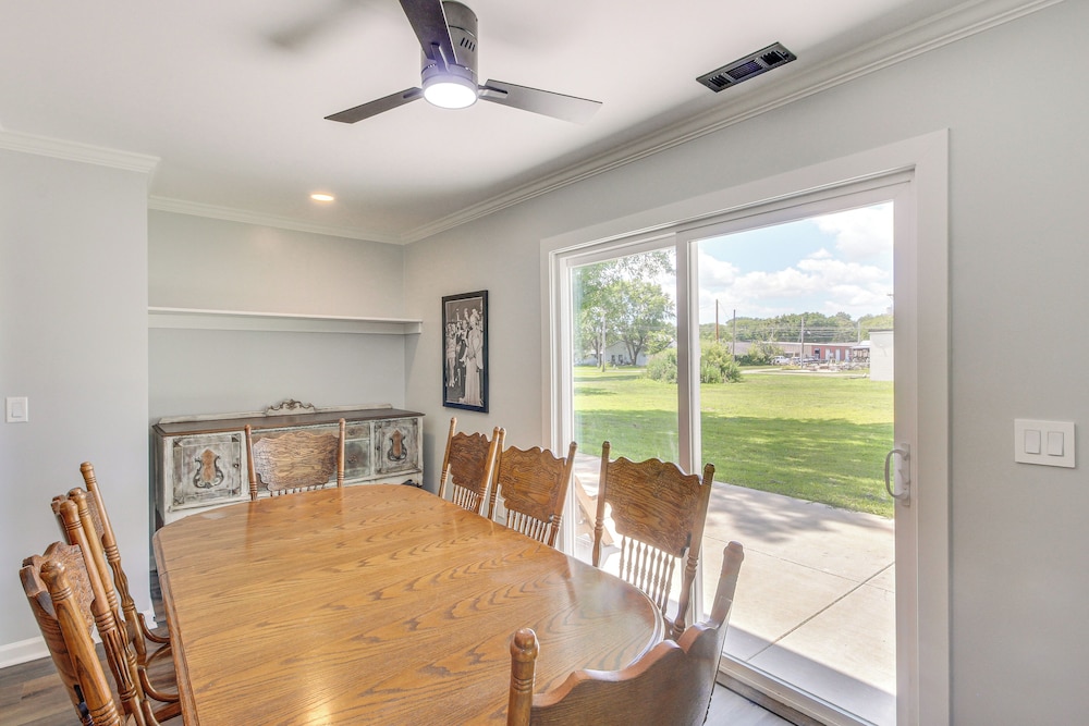11 Mi to Smithville Lake: Private Home Near Winery