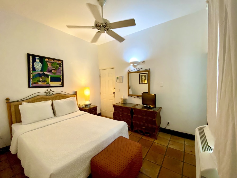 At Wind Chimes Boutique Hotel - Property Image 37