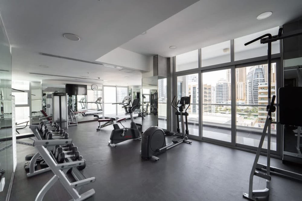 Lovely and Spacious 1BR in DEC Tower Near Marina Walk