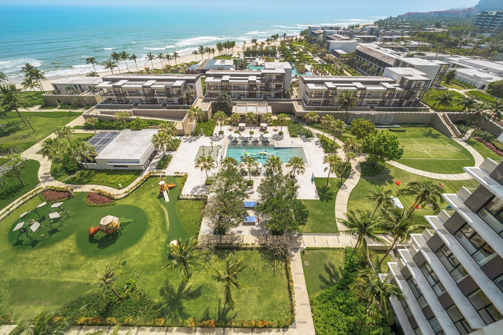 The Salt Collections Beachfront Resort Da Nang