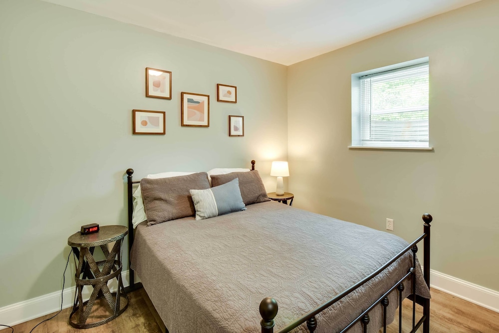Georgia Vacation Rental w/ Covered Deck & Patio view 5