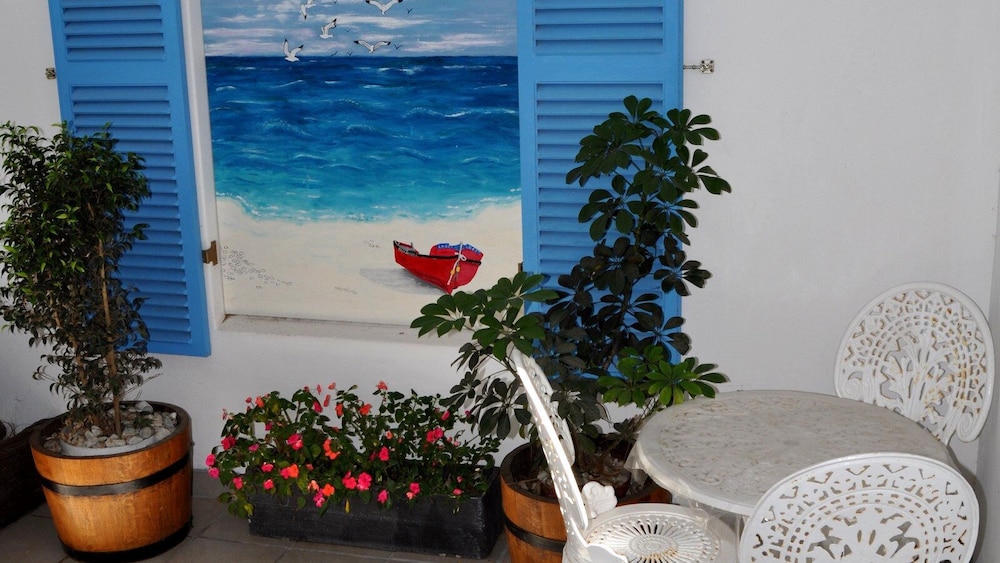 Makarios B&B