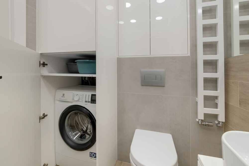 Żwirki Apartment Łódź by Renters