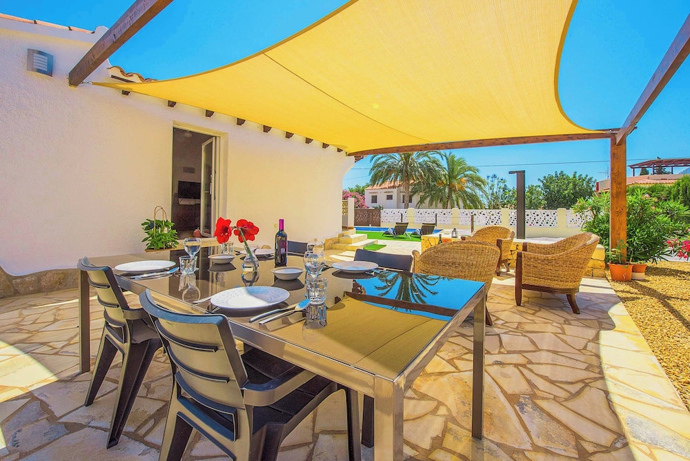 Villa Neus