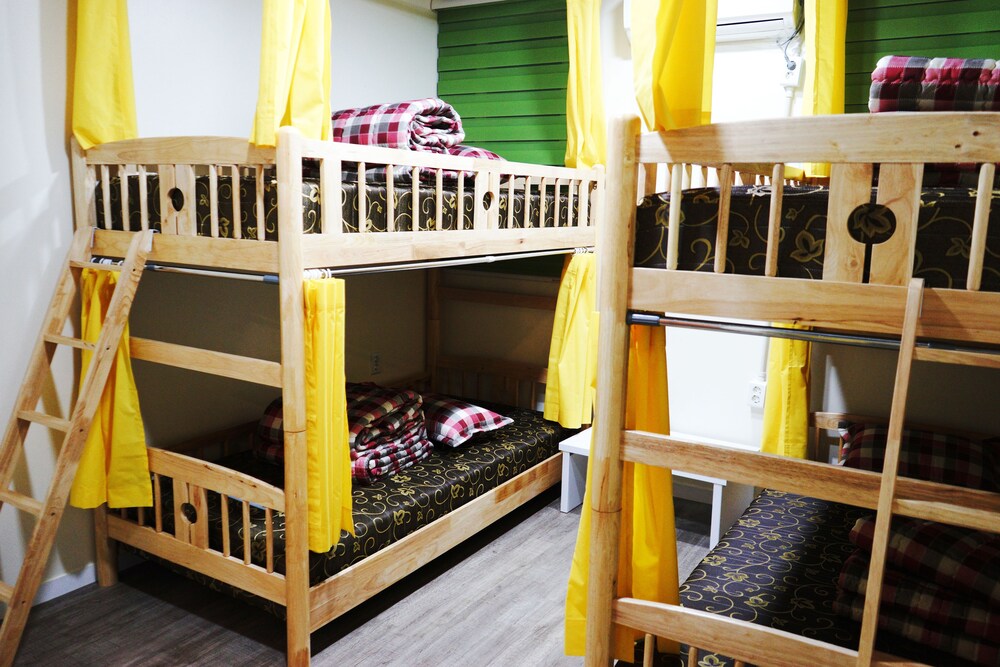 Onna Guesthouse - Hostel