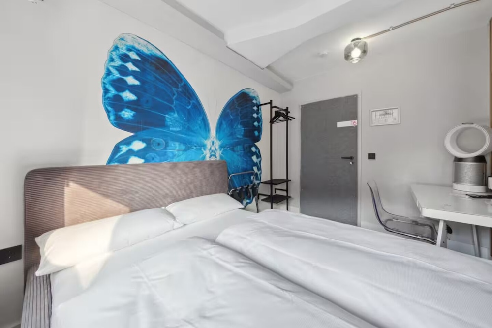 The Room 44