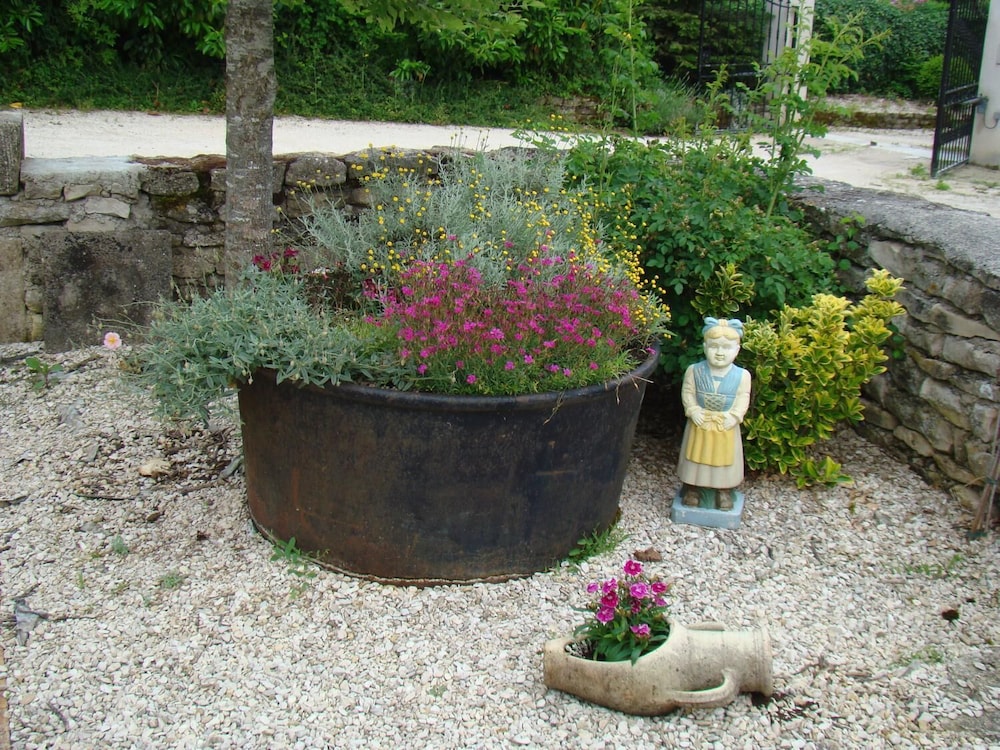 Photo 12