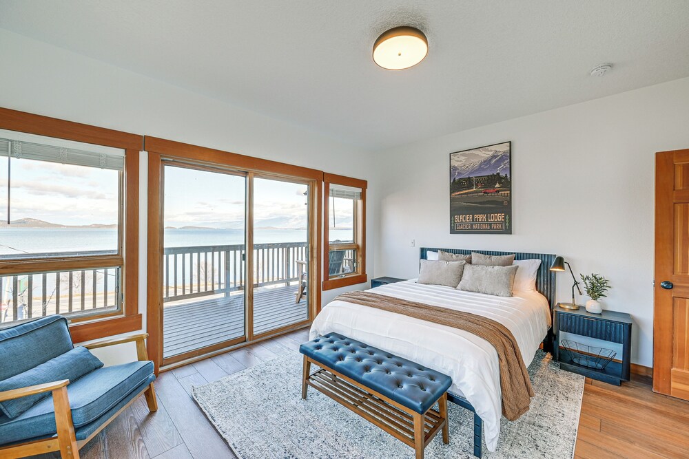 Walk to Flathead Lake: Polson Home w/ Balcony