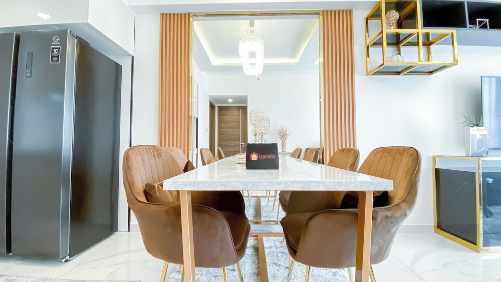 Best Deal and Strategic 3BR Apartment Sky House BSD