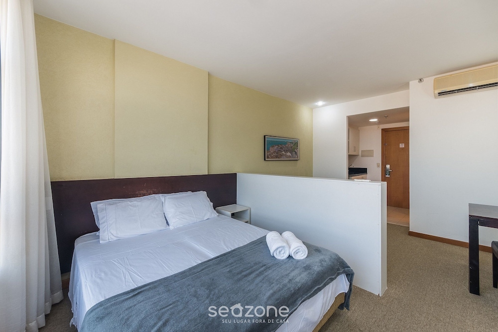 Your Complete Stay in a Building With Pool and Gym, 290m From Shopping da Bahia - Ibfs