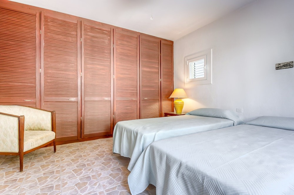 Apartment in Roses Near Canyelles Beach