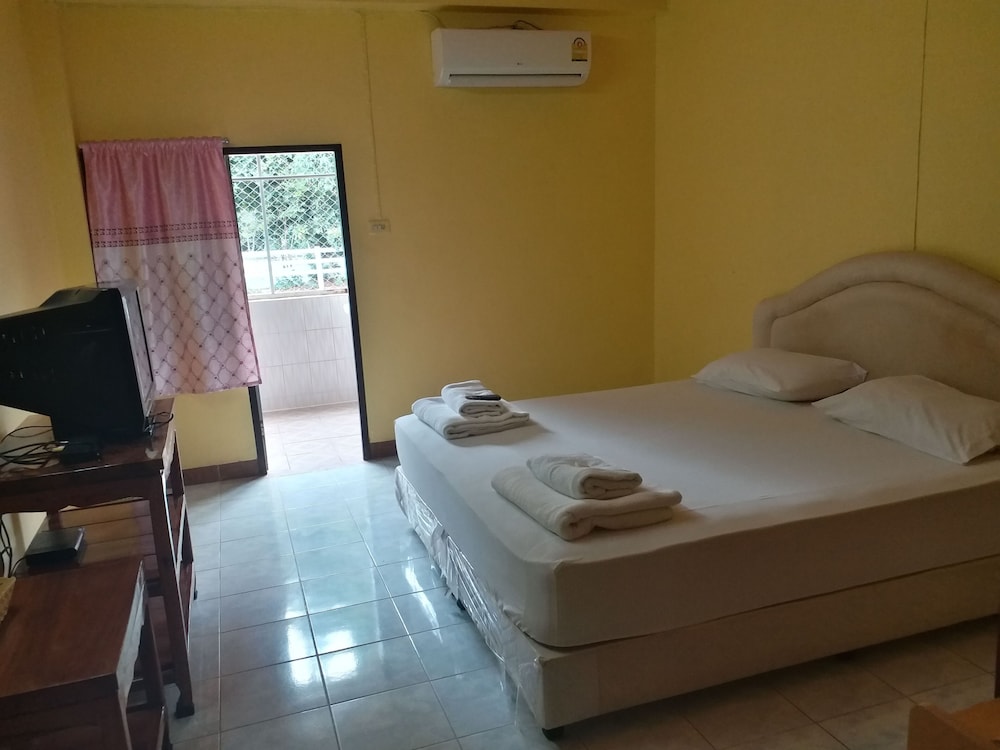 Sema Nakhon Hotel