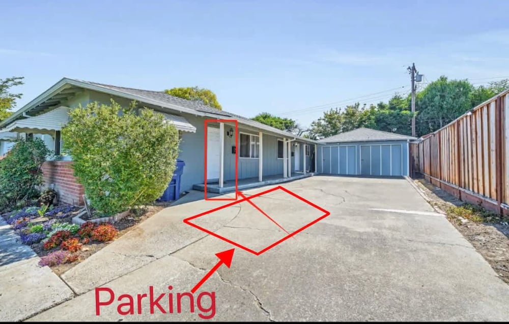 Campbell Cozy Bright 2B 1b AC Close to Downtown