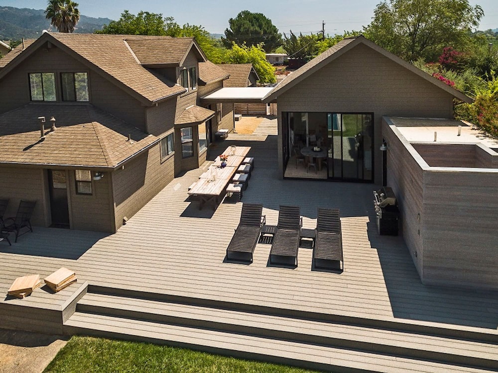 Modern Sonoma Home w Private Pool - Valley Vineyards