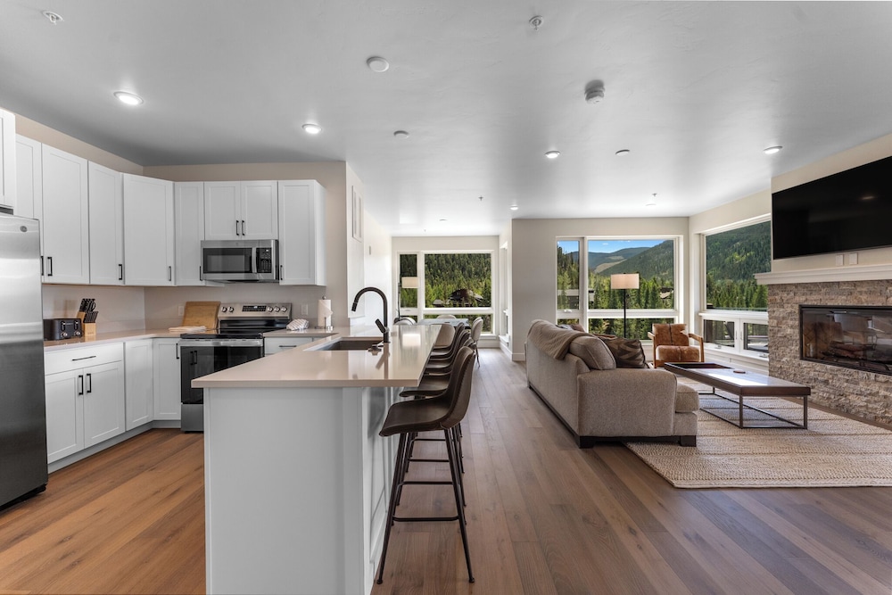 Brightwood #306