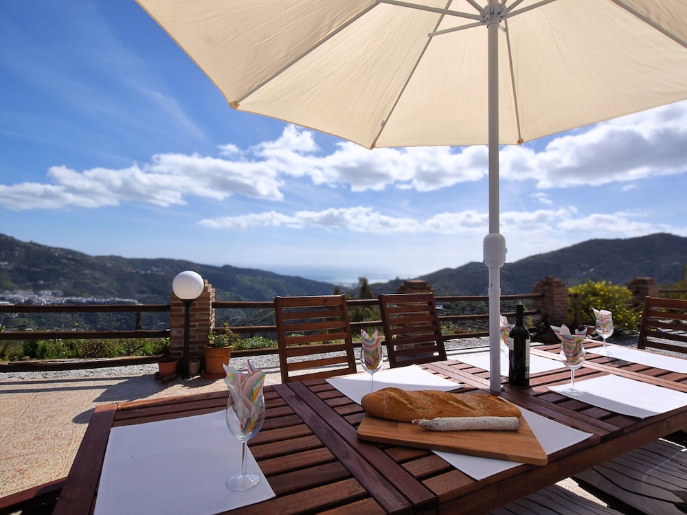 Spacious Villa with Hot Tub in Arenas photo 2