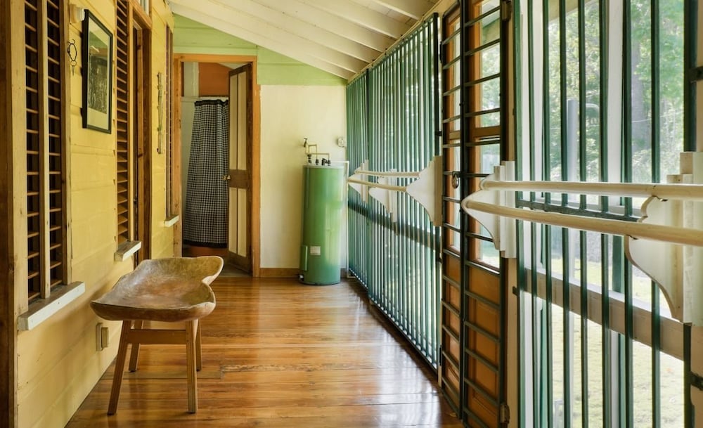 Retreat Plantation House