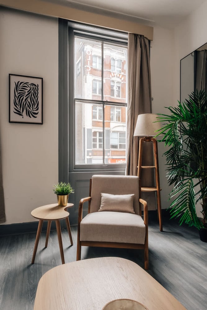 Chic 2-bed City Apartment -old Street