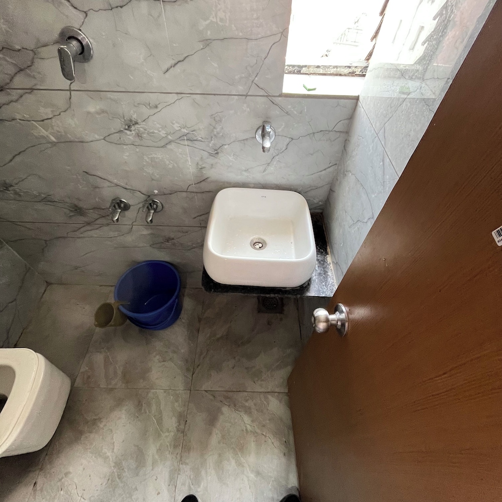 Hotel Radhe Kuudasan