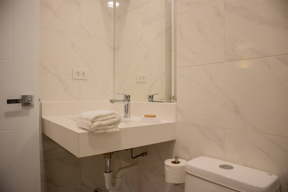 Majestic 1BR With Balcony in Miraflores