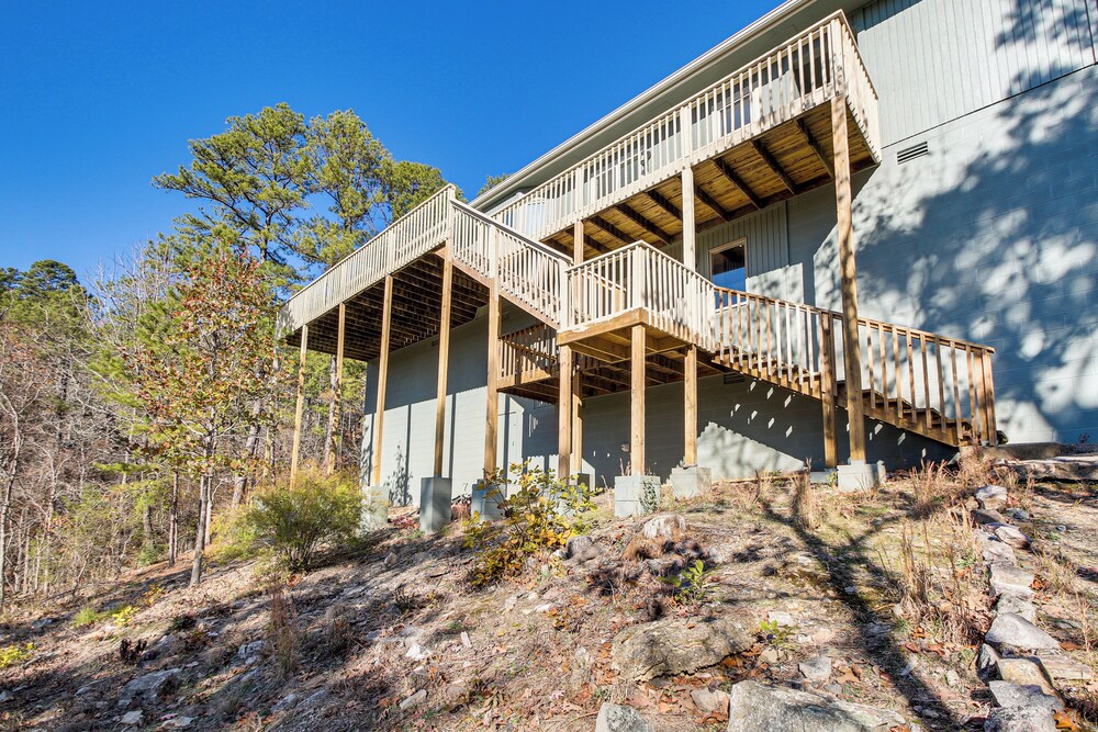Waterfront Lake Coronado Home w/ Deck & Views