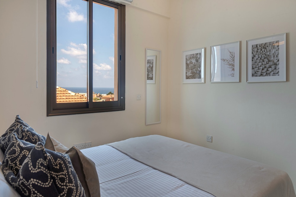 Phaedrus Living: Paphos Old Town Seaview Flat