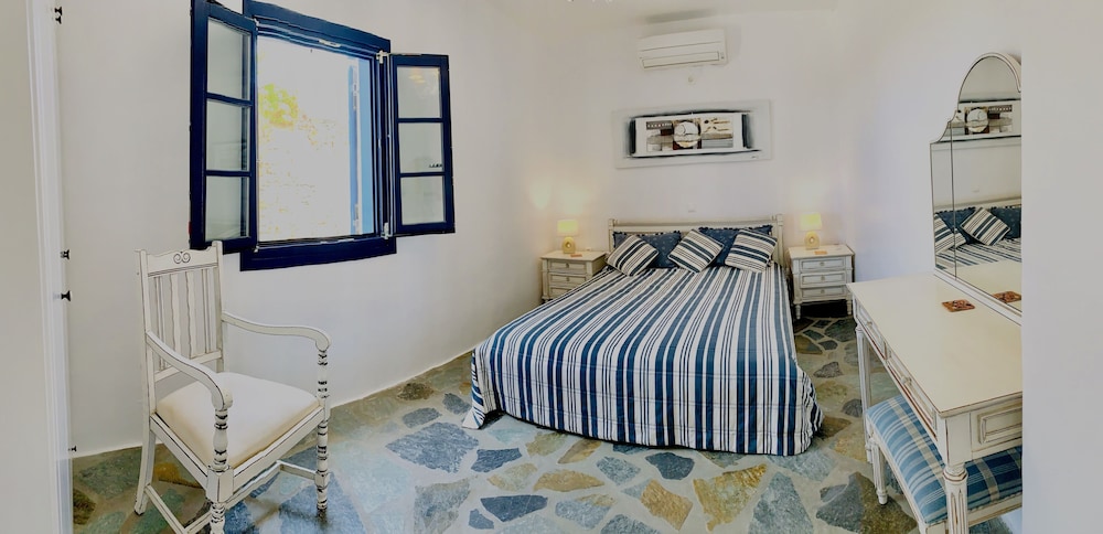 Serifos Houses Aghios Sostis