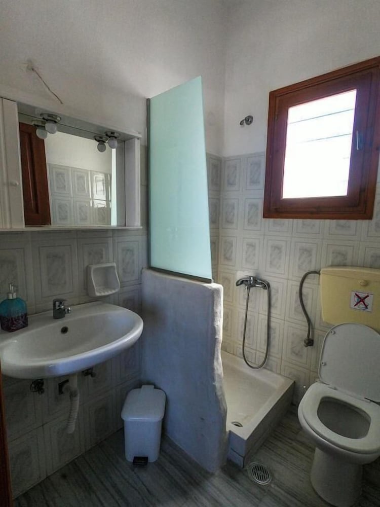 Ioanna Rooms