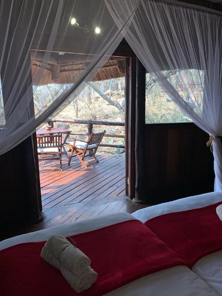 Shayamoya Tiger Fishing and Game Lodge