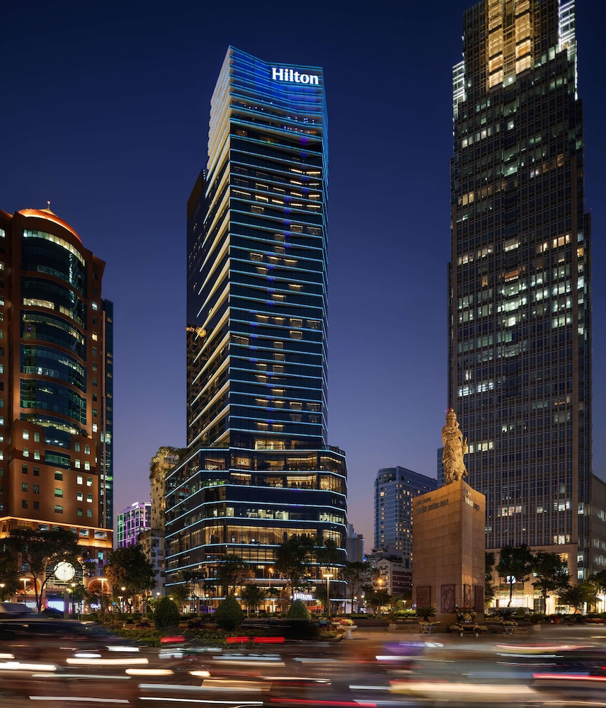 Hilton Saigon 65