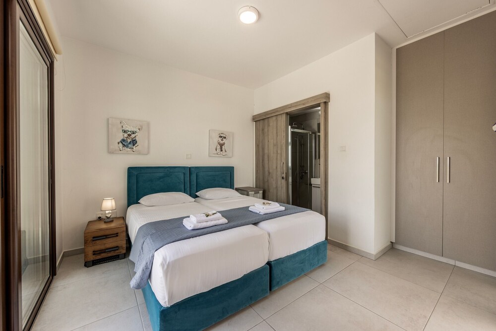 Ayia Napa Luxury Seaside Villa Ionion H15