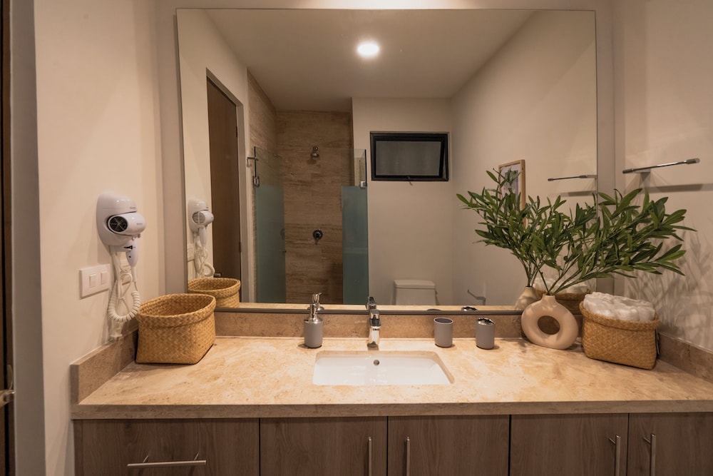 Luxury Studio Pool and Gym - Syrena 201
