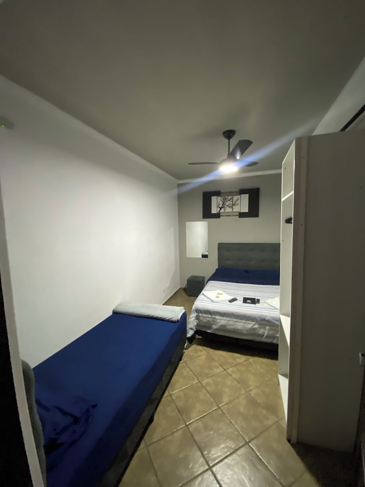 HOSTEL ANPRADO