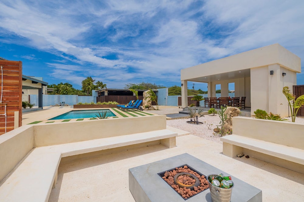 Blue Villa Huge Backyard Privatepool Firepit