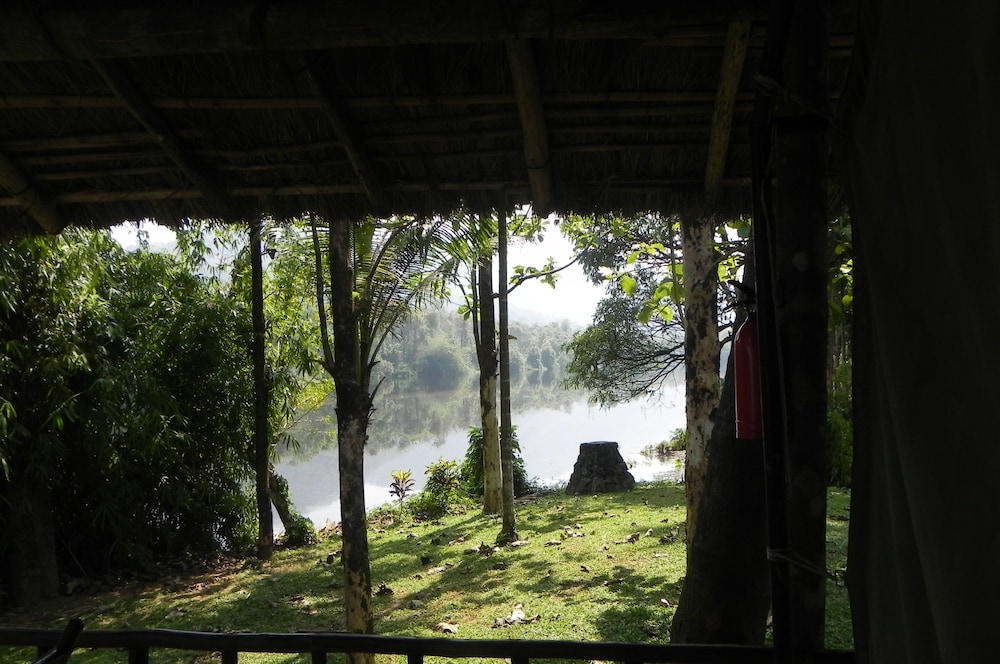 Amritara Riverside Luxury Tents