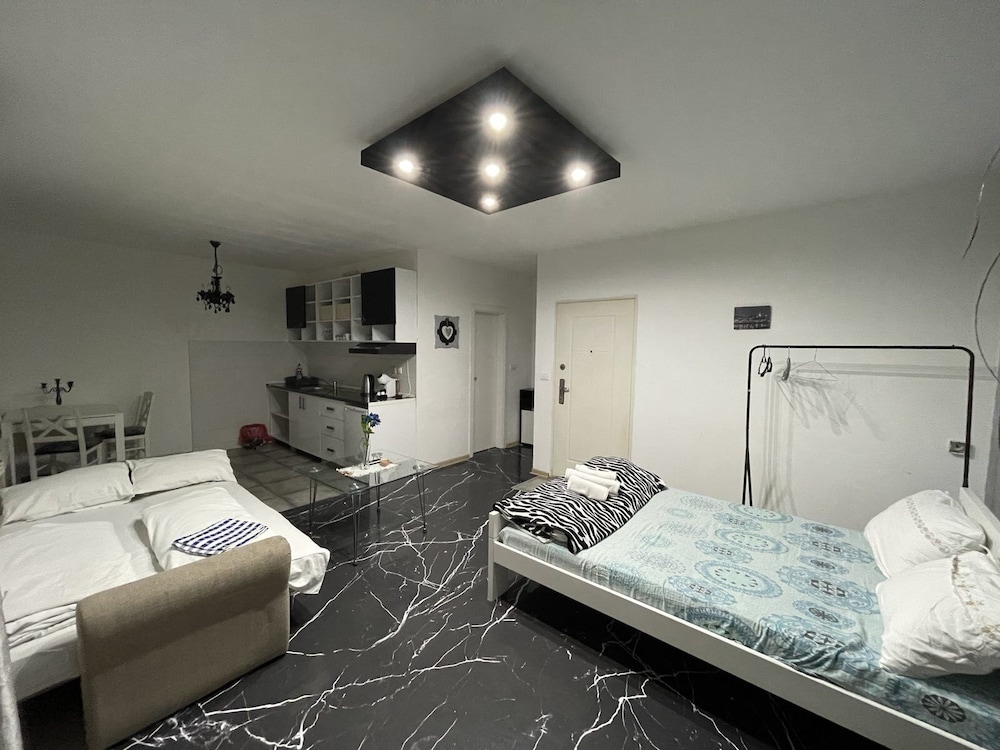 Airport Apartments view 5