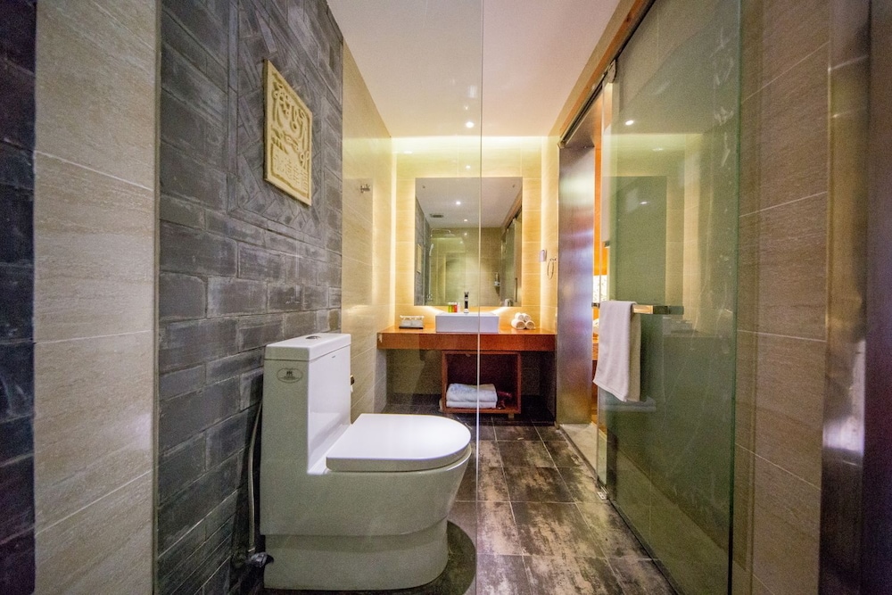 Lijiang Bairui Vacation Hotel