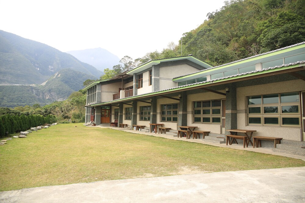 Taroko Mountain Dream Homestay B&B